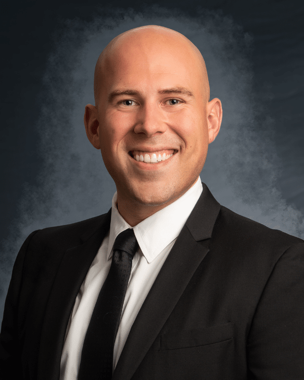 Portrait of Dr. Kyle Hunt
